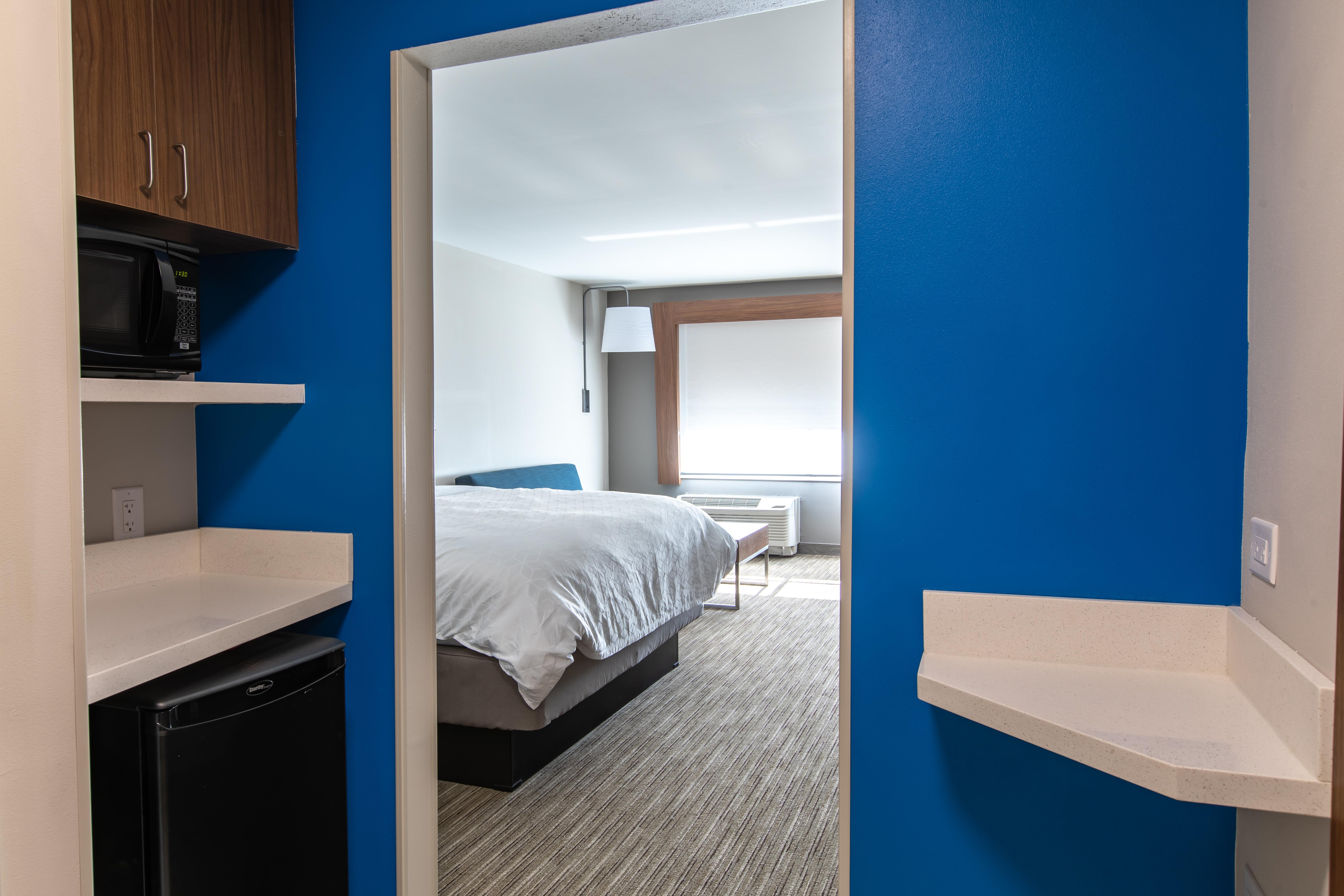 Holiday Inn Express & Suites Gainesville - Lake Lanier Area By Ihg Exterior photo