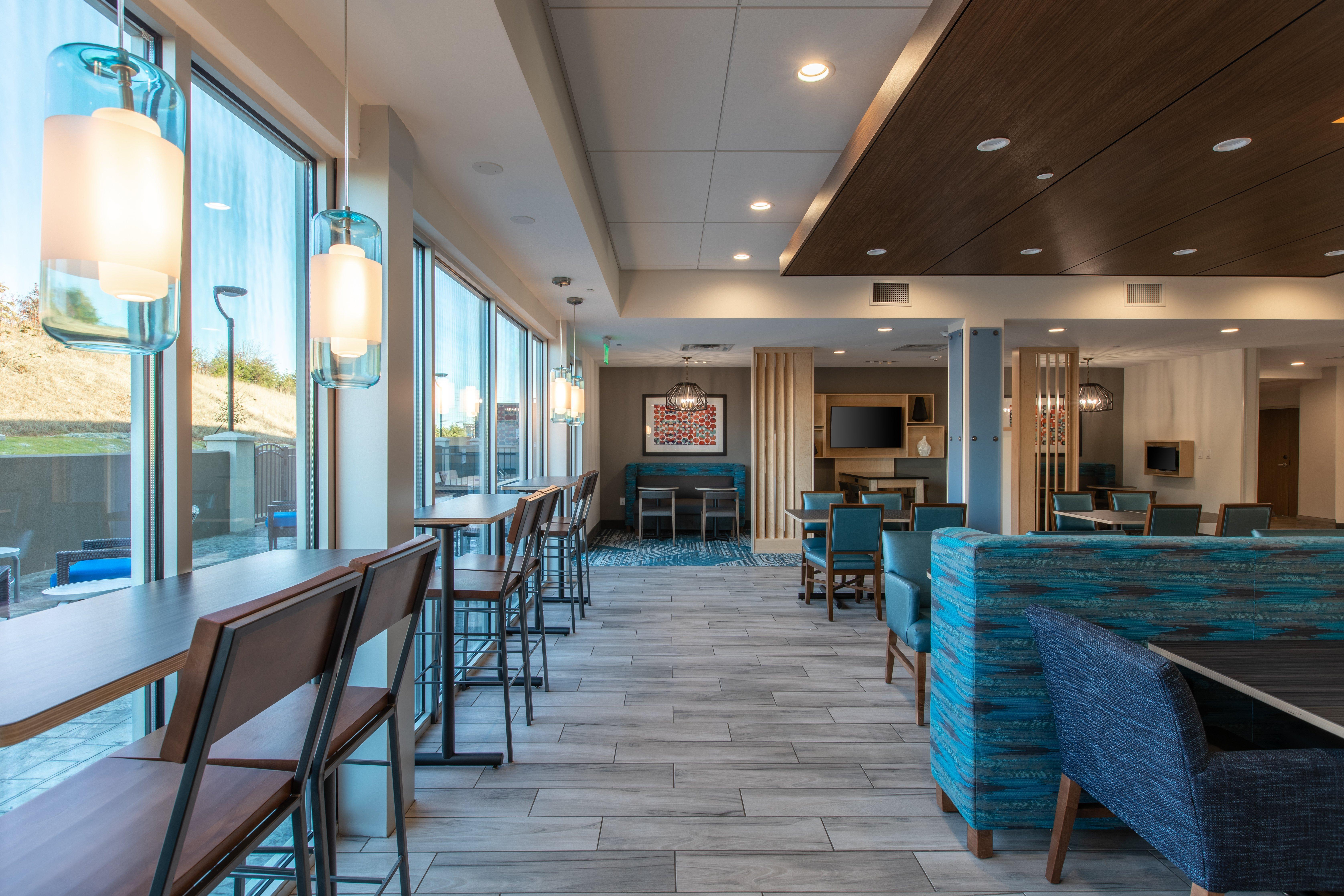 Holiday Inn Express & Suites Gainesville - Lake Lanier Area By Ihg Exterior photo