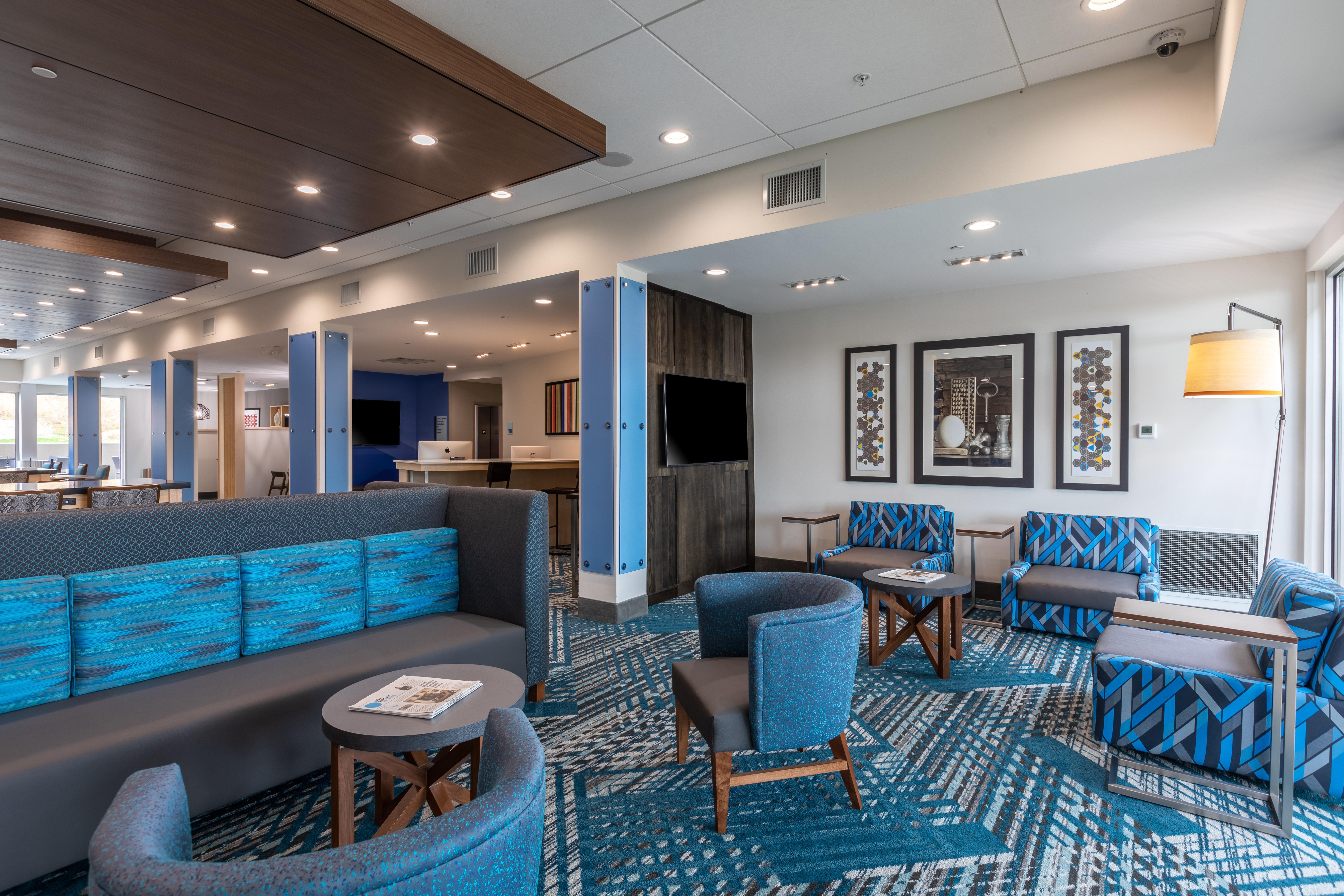 Holiday Inn Express & Suites Gainesville - Lake Lanier Area By Ihg Exterior photo